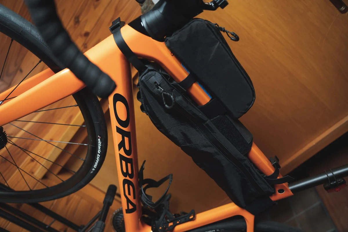 ロードバイク初心者の購入品|バッグ・ボトルケージ