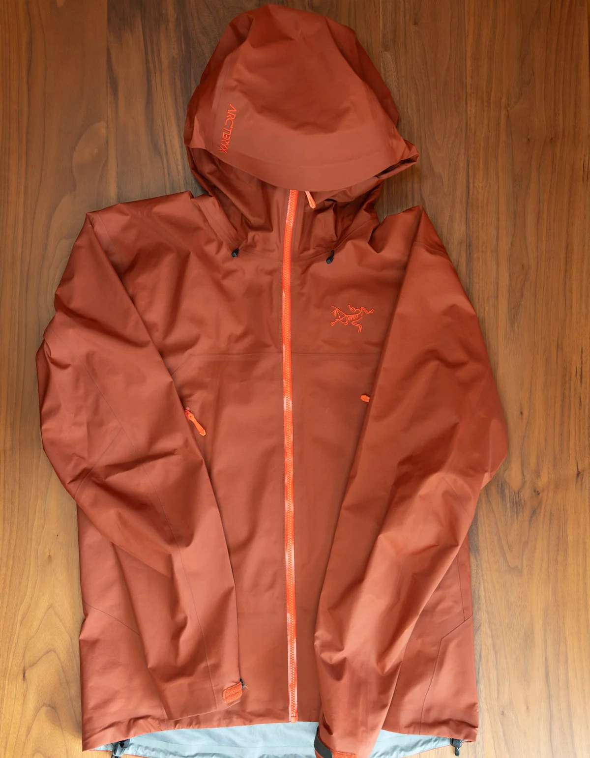ARC'TERYX ベータSL|外観・スペック