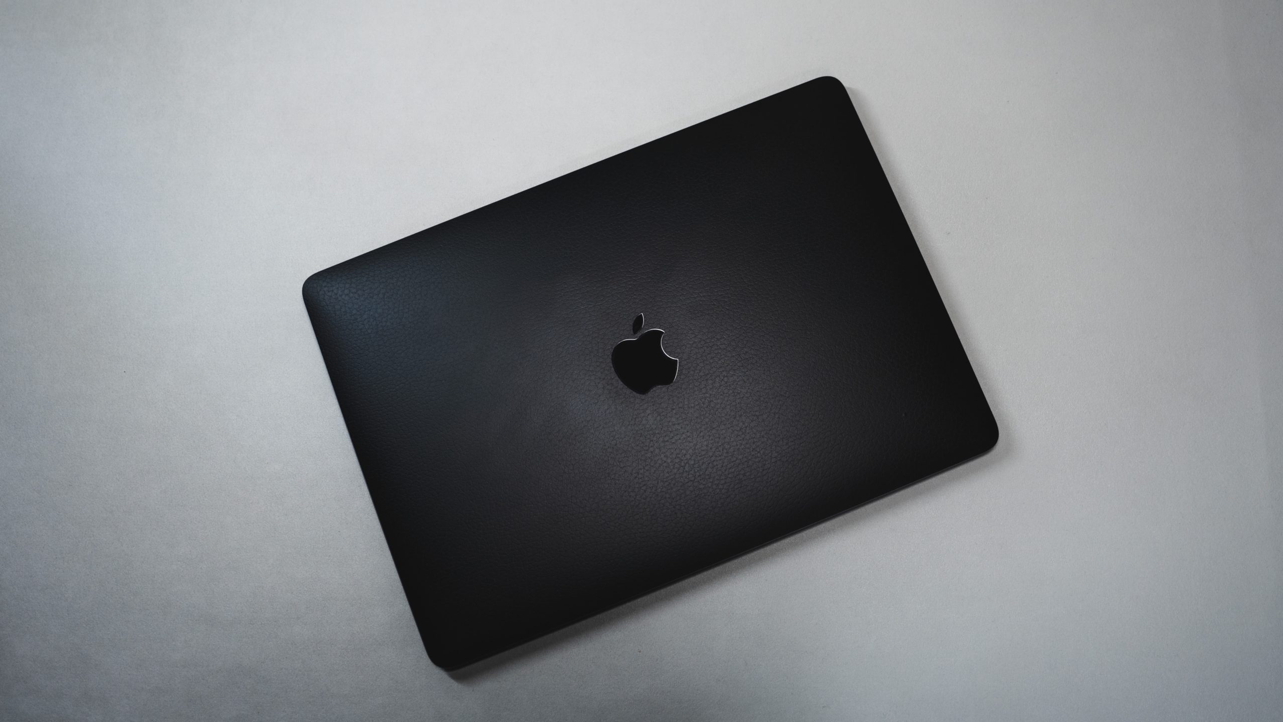 Macbook Pro 13インチ 2020を購入レビュー！用途や気になる疑問について
