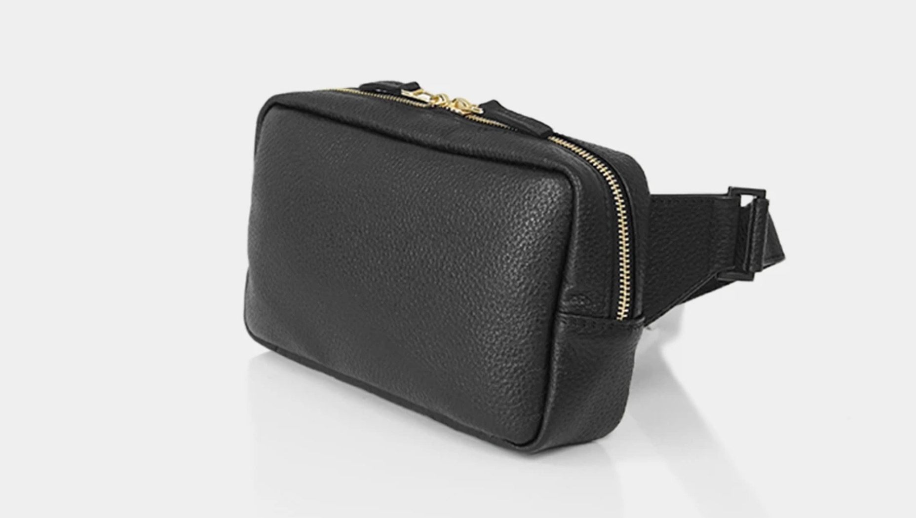 HushTug（ハッシュタグ）からボディバッグが登場！コンパクトながら 