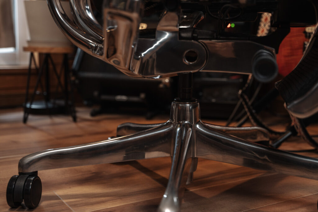 Ergohuman PRO2 Ottoman｜キャスターベース
