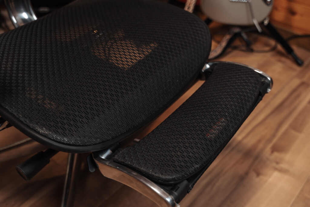 Ergohuman PRO2 Ottoman｜オットマン展開前