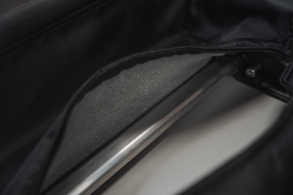 Magne Suitcase｜内観生地